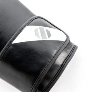 UFC PRO FITNESS TRAINING GLOVES (BLACK/WHITE) - Image 3